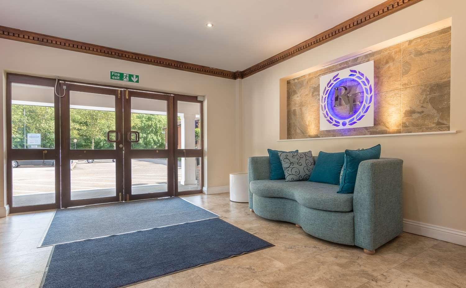 Best Western Rockingham Forest Hotel Corby Exterior photo
