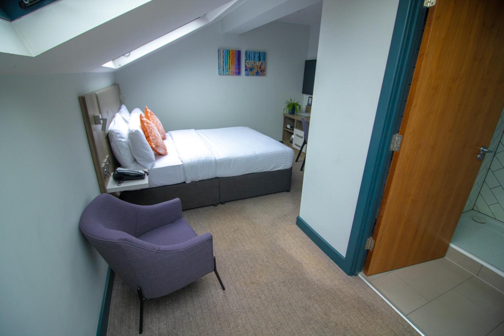 Best Western Rockingham Forest Hotel Corby Exterior photo